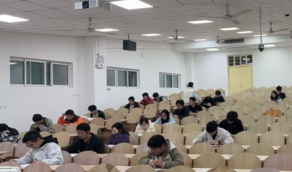 以赛促学燃初心，知史砺行担使命——新生院“四史”知识竞赛（初赛）圆满落幕